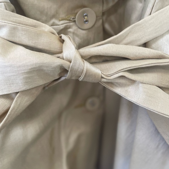 Ryu Dress With Bow Detail and tie belt NWT - Picture 8 of 10